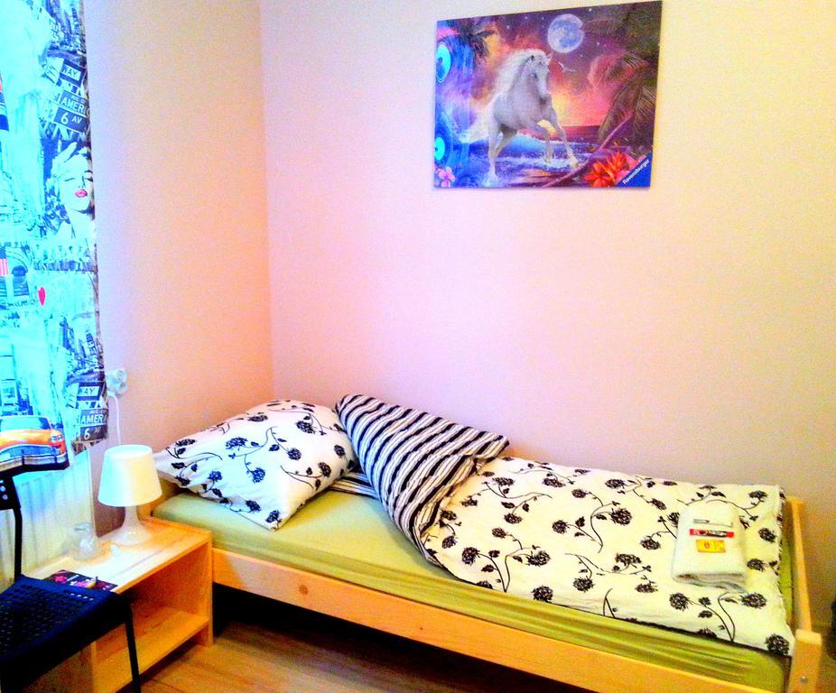 Hostel Puzzle - Jezyce Познан Екстериор снимка