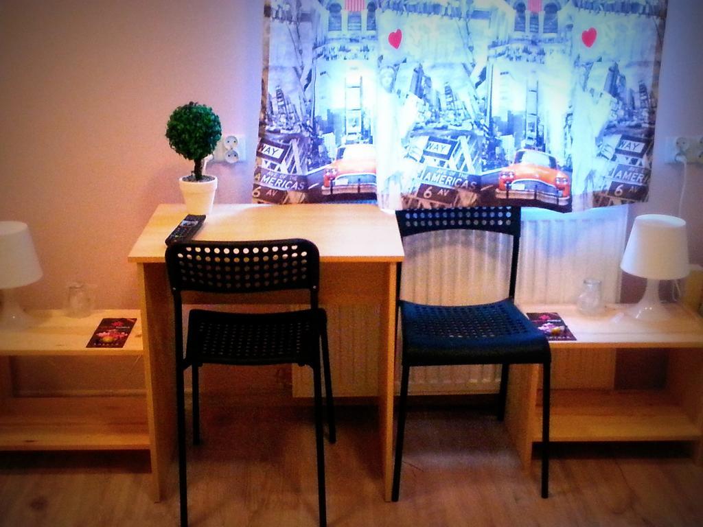 Hostel Puzzle - Jezyce Познан Екстериор снимка