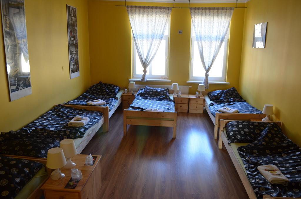Hostel Puzzle - Jezyce Познан Екстериор снимка
